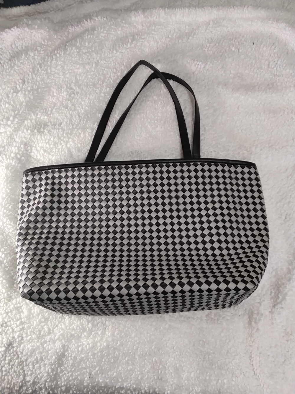 Black and White Checkerboard Tote Bag - Classic Pattern